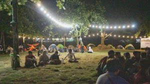 Suasana malam di Ciwidig Camping Ground