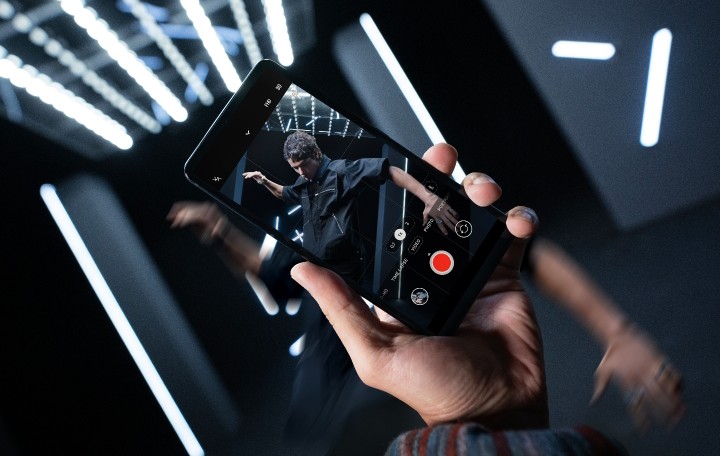 Keunggulan Asus ROG Phone 8, Smartphone Idaman Gamers dan Konten Kreator