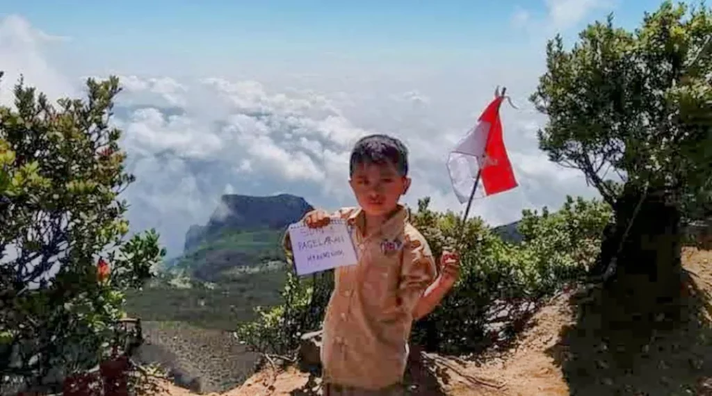 Fahmi lima tahun di puncak Gede